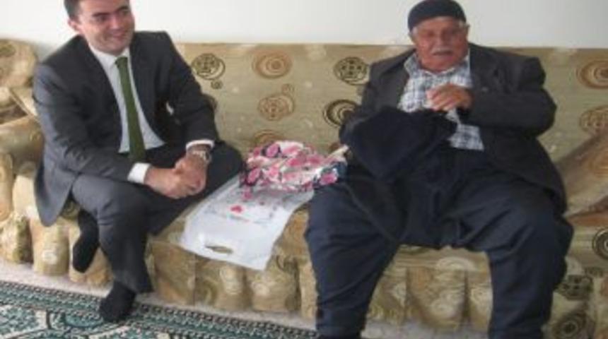 Hassa Kaymakamı Tekbıyıkoğlu, Kore Gazisini Ziyaret Etti