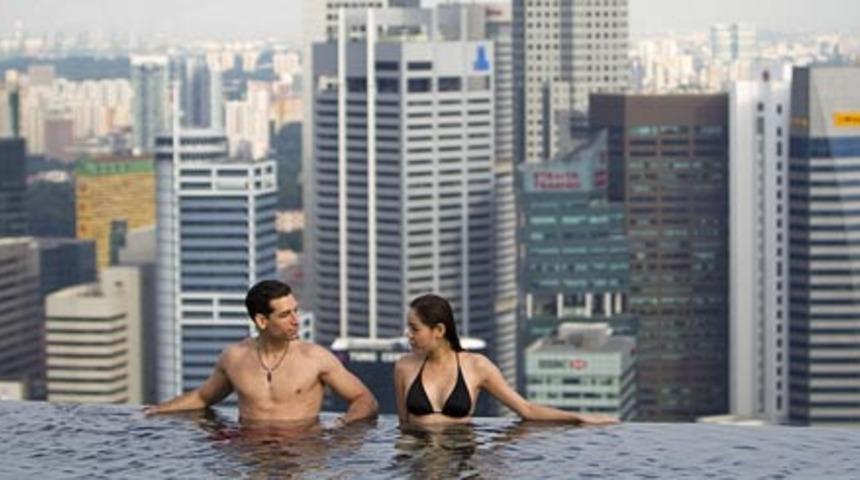 Dillere destan otel!