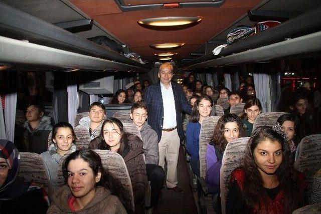 Genç Denizlilileri Çanakkale’ye Başkan Zolan Uğurladı 1