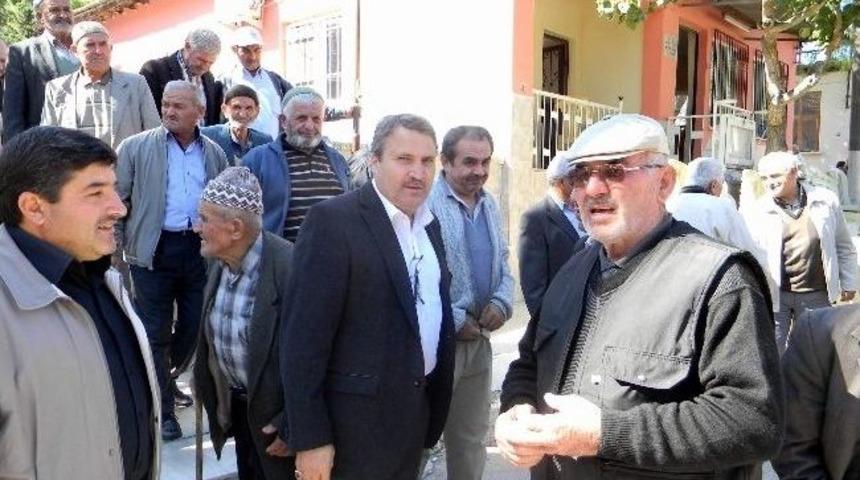 &Ccedil;er&ccedil;i Hayır Yemeğinde Manisalılarla Buluştu