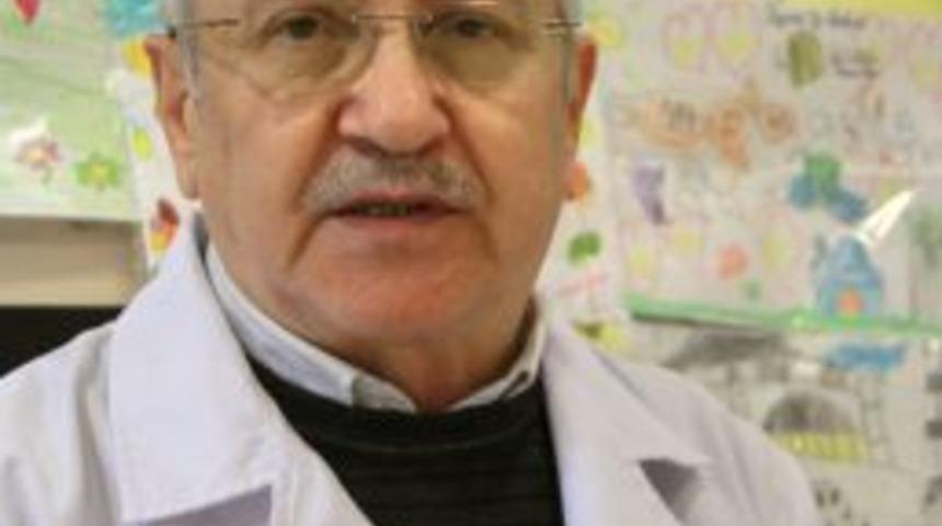 Anne Ve Bebeklerin Yaşam Fonksiyonlarını Mucizevi Gıda Anne S&uuml;t&uuml; D&uuml;zenliyor