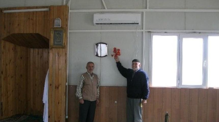 İzmit Belediyesi&rsquo;nden K&ouml;y Camilerine Destek