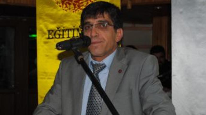 EĞİTİM-SEN'den 5 Ekim D&uuml;nya &Ouml;ğretmenler g&uuml;n&uuml; kutlaması