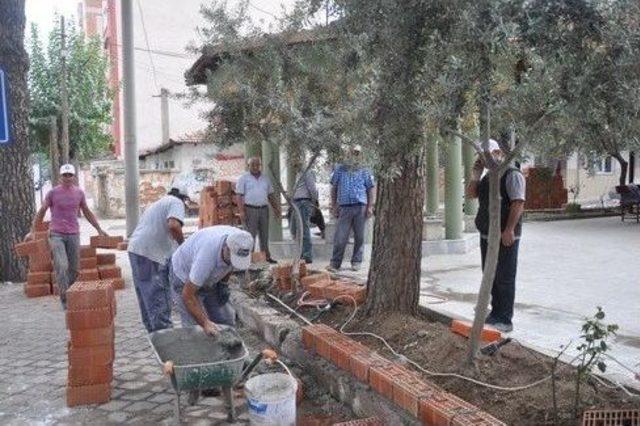 Salihli Belediyesi, Camilerde Yenileme Çalışması Yapıyor