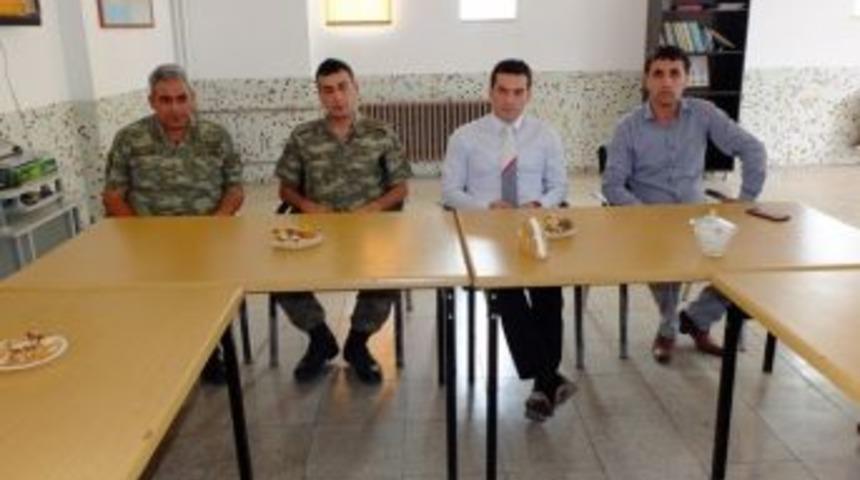 Harran&rsquo;da Ka&ccedil;ak Elektrik Sorunu Masaya Yatırıldı