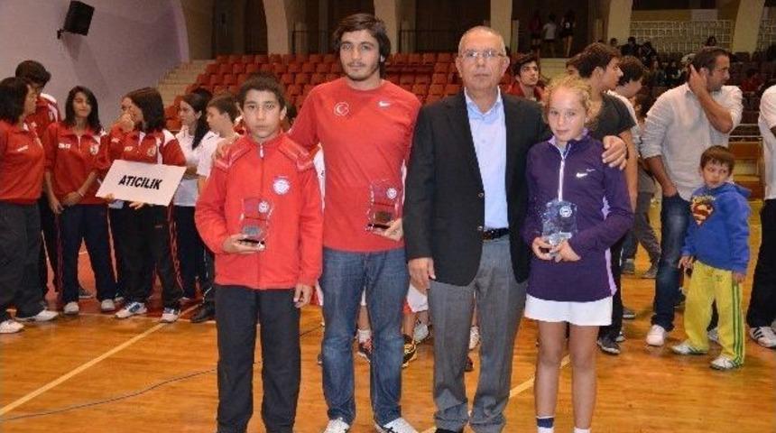 Sporun Enlerine &Ouml;d&uuml;l