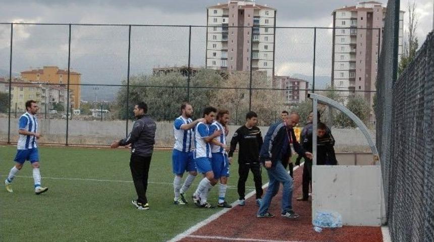 S&uuml;per Amat&ouml;r K&uuml;me