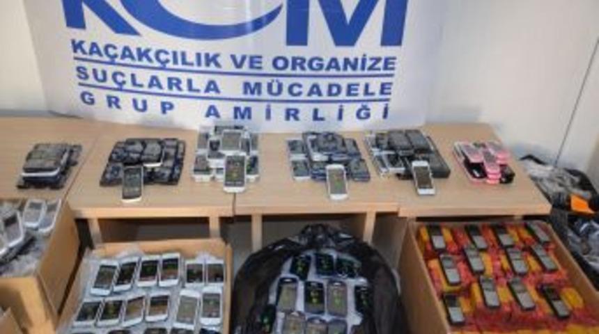 Polis 4 Bin 709 Adet Ka&ccedil;ak Cep Telefonu Ele Ge&ccedil;irdi