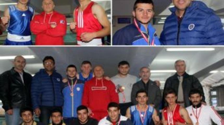 Şampiyonada Bayburt’u Temsil Edecek Boksörler Belirlendi