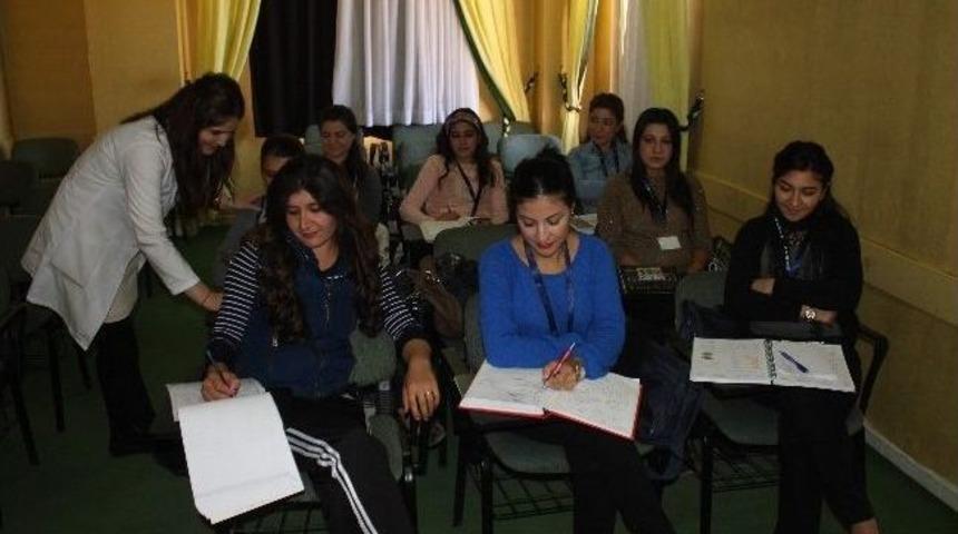 &Uuml;niversite Mezunlarından Elbim Kursuna İlgi