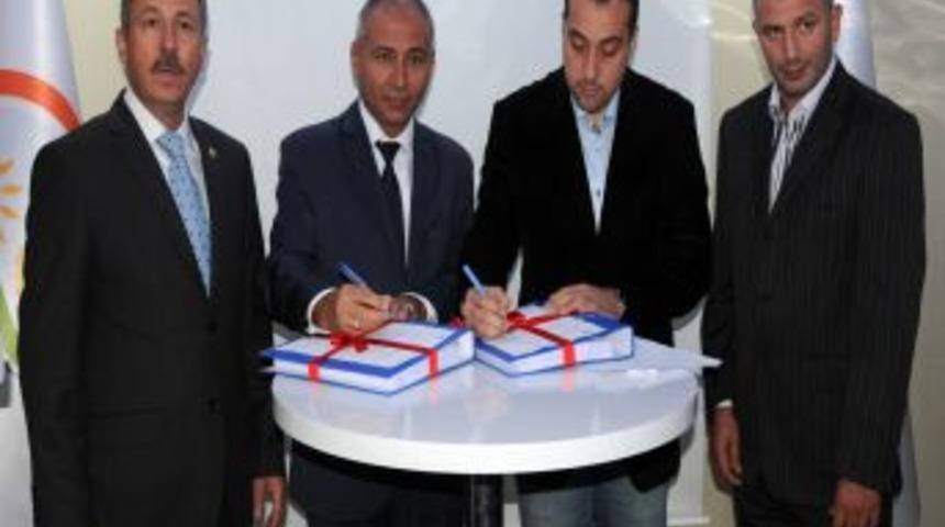 Manisa TKDK Projeleri Kabul Edilen Yatırımcılarla S&ouml;zleşme Imzaladı