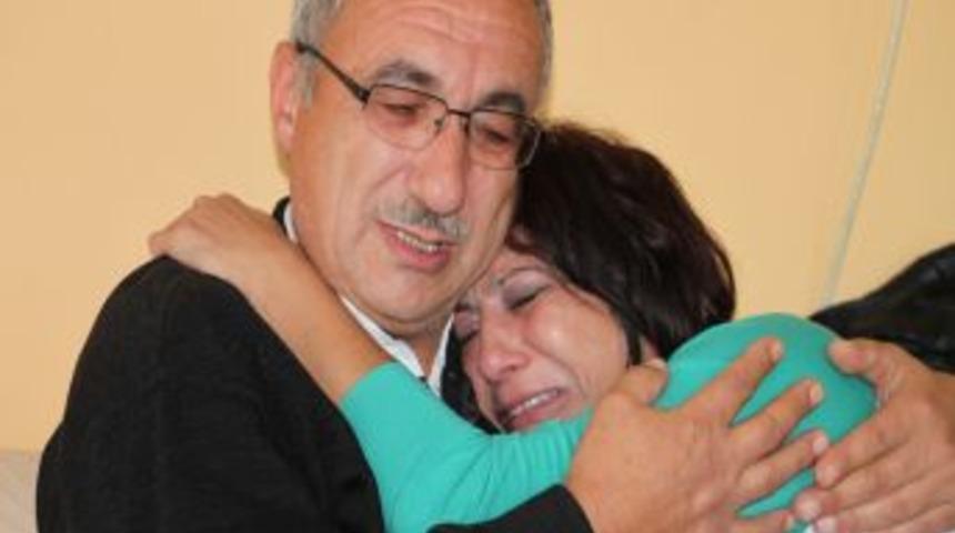 Kardeşine 42 yıl sonra kavuştu