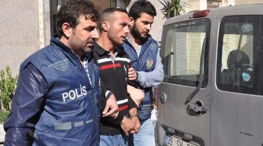 İzmir&rsquo;de kavga: 1 &ouml;l&uuml;