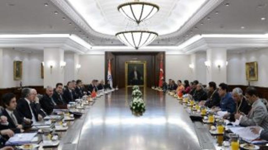 T&uuml;rkiye İle Hindistan Arasında 11 İşbirliği Anlaşması İmzalandı