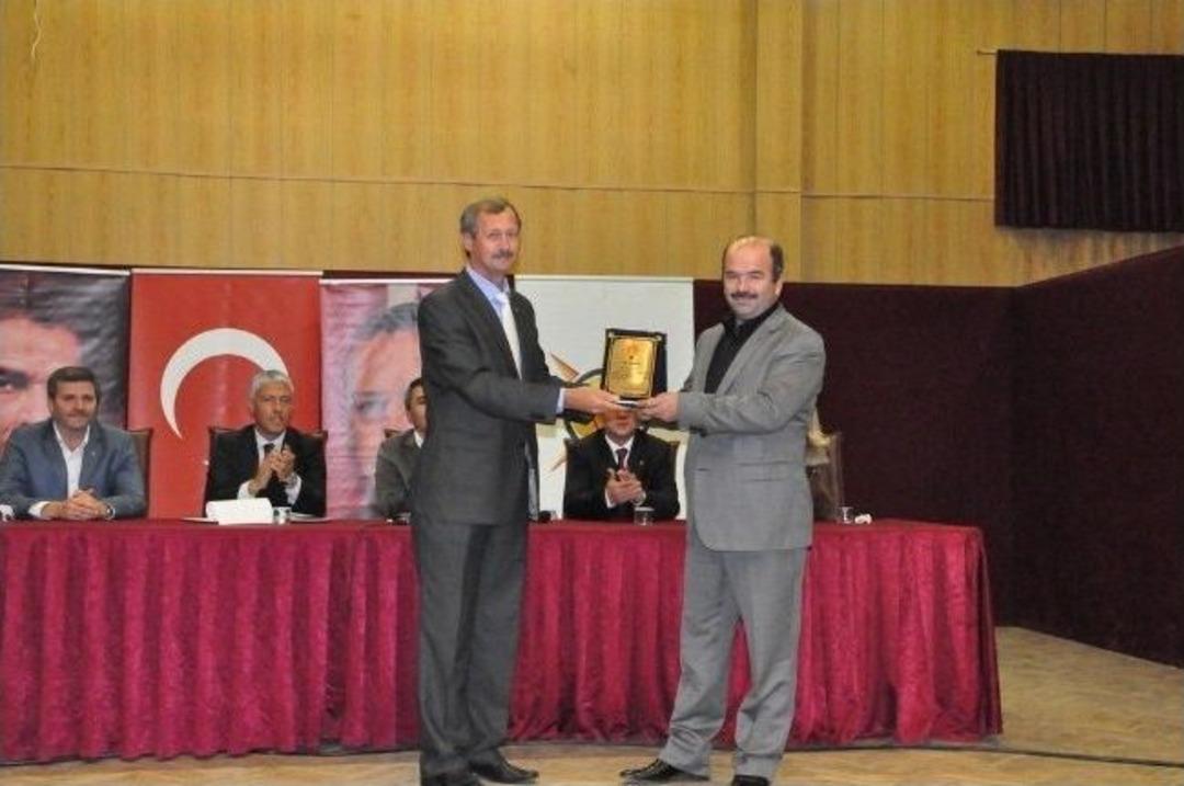 Ak Partilileri S&uuml;leymanpaşa İl&ccedil;e Danışma Toplantısı Buluşturdu