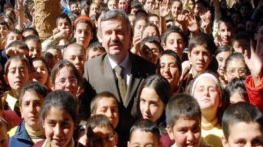 Konya&rsquo;da Eğitim Yardımı Başvuruları Devam Ediyor