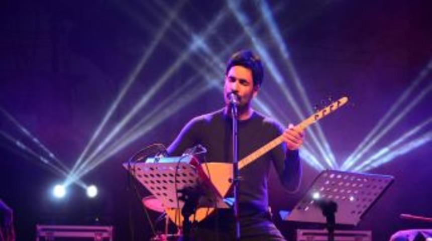 Beylikd&uuml;z&uuml; Belediyesi Yeni Sezonu Uğur Işılak&rsquo;la A&ccedil;tı