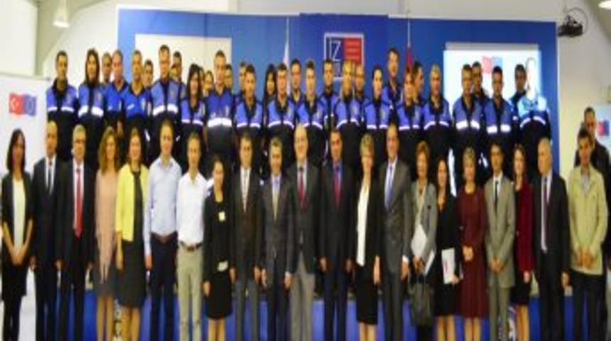 İzmir'de '&Ccedil;ocuklarımızı Kazanalım' Projesi Başladı