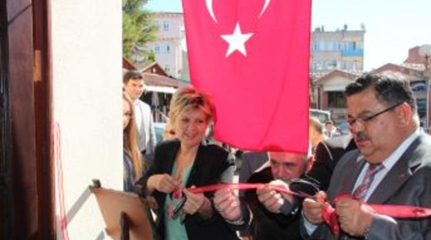 Kader mahkumlarından el işi g&ouml;z nuru