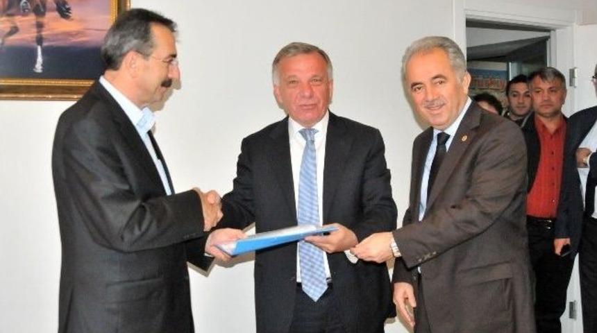 Ko&ccedil;al Resman Aday Adayı