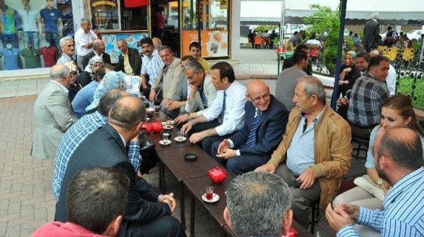 Gen&ccedil;: &ldquo;il&ccedil;eler Merkezle Buluşmalı&rdquo;