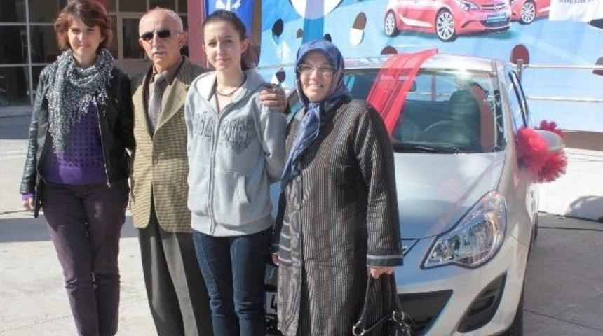 T&uuml;rkiye 62&rsquo;ncisi Oldu Araba Kazandı