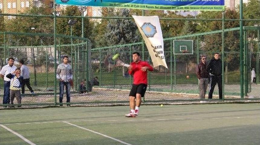 Diyarbakır&rsquo;da D&uuml;zenlenen Satran&ccedil; Ve Tenis Turnuvaları Sona Erdi
