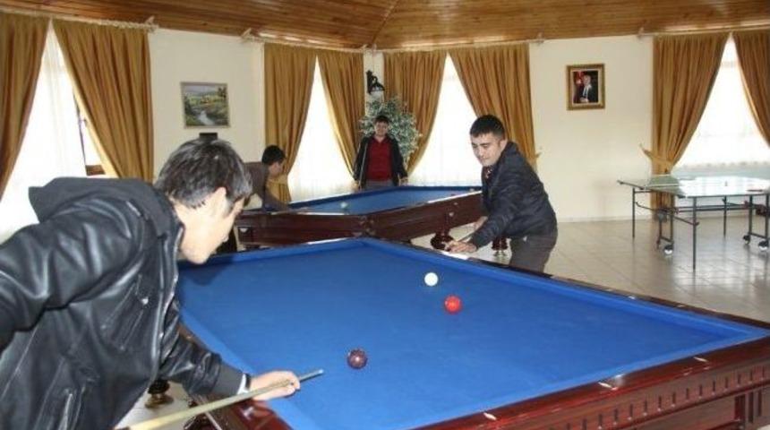 &Ccedil;ubuk Belediyesi Gen&ccedil;lik Merkezi A&ccedil;ılıyor