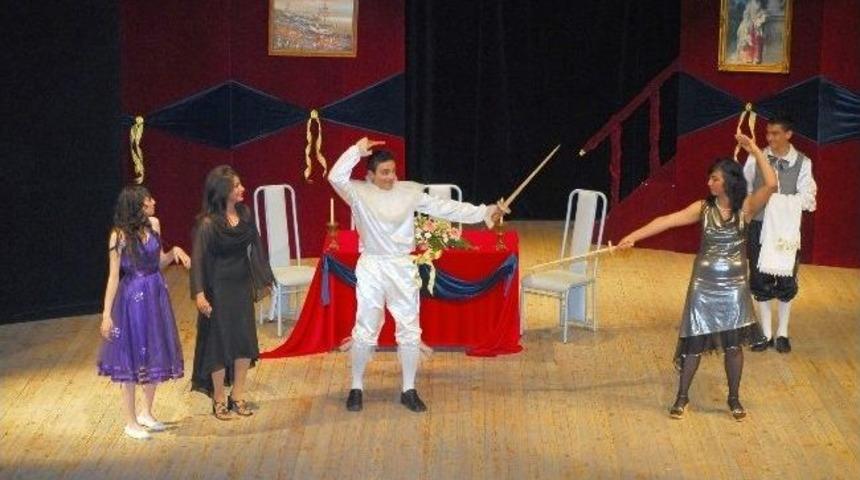 Tiyatro Festivali'ne Başvurular Başladı