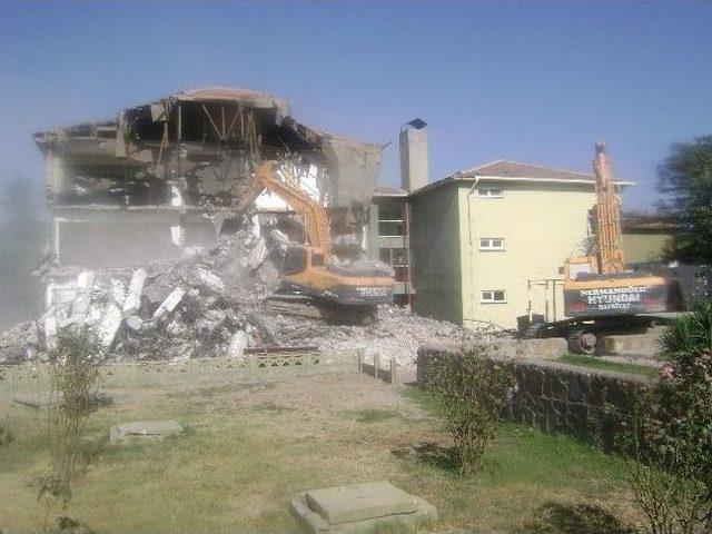 Kamu Binalarında Kentsel D&ouml;n&uuml;ş&uuml;m &Ccedil;alışmaları Başladı 1