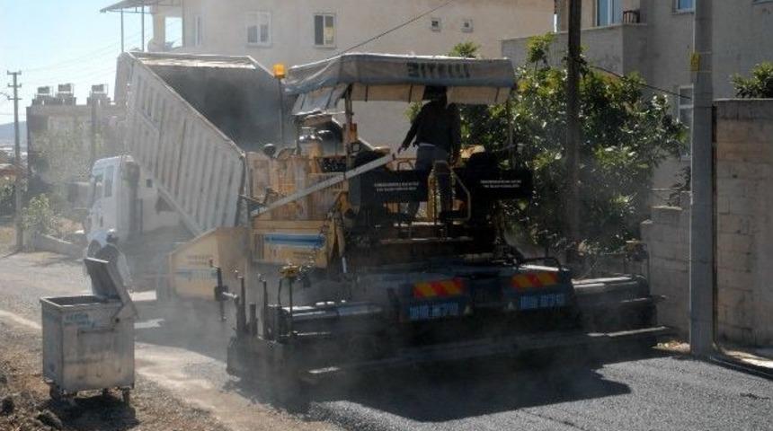 Asfalt &Ccedil;alışmaları S&uuml;r&uuml;yor