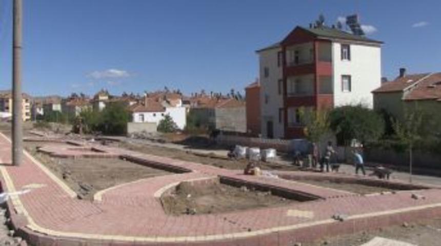 Selmanoğlu: Şehre 200&rsquo;e Yakın Park Kazandırdık