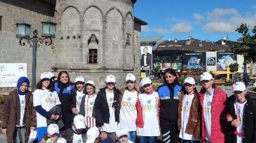 Risk Altında Olan &Ccedil;ocuklar Tdp Tarafından Gezdirildi