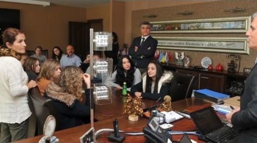 Alman &Ouml;ğrencilerden Başkan Bozbey&rsquo;e Ziyaret