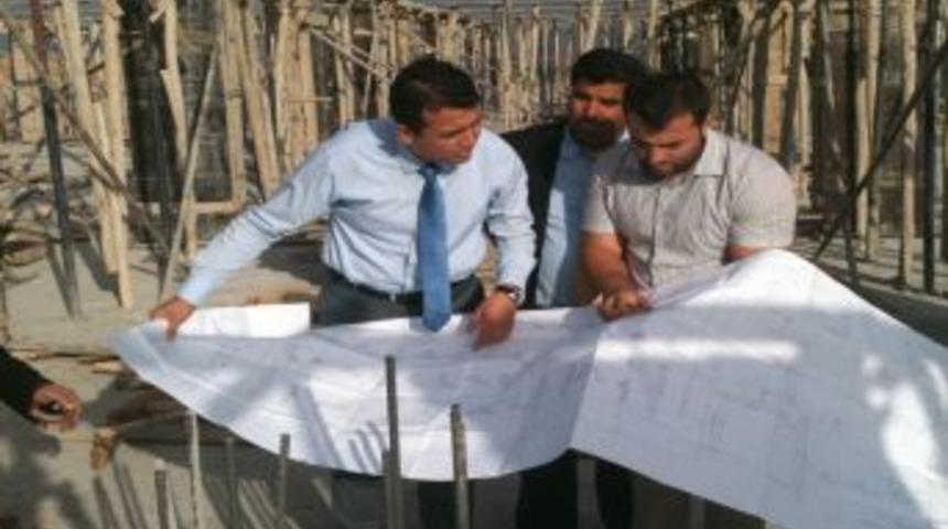 Kaymakam Keklik, Okul Inşaatlarında Incelemelerde Bulundu