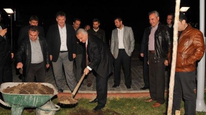 Thy Genel M&uuml;d&uuml;r&uuml; Kotil&rsquo;den Kb&uuml;&rsquo;ye Ziyaret