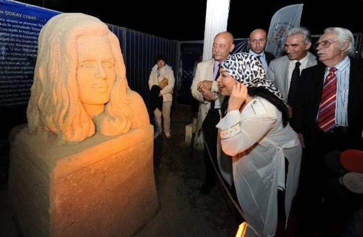 Ödüllü Sanatçıların Kumdan Büstleri Ziyarete Açıldı G3