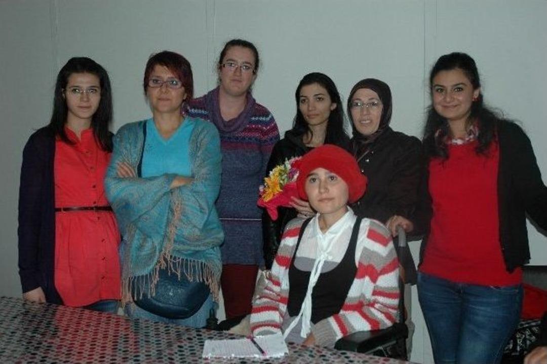 Engelliler, Kendileri &Uuml;zerinden Rant Elde Edilmesinden Şikayet&ccedil;i