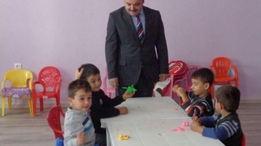 Ana Sınıfına M&uuml;d&uuml;r Ziyareti