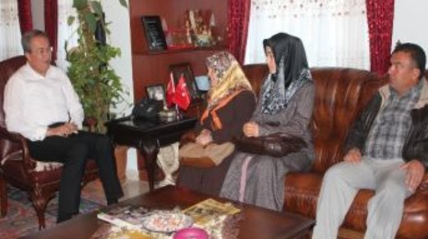 Hacı Rasim İş Okulu Okul Aile Birliği &Uuml;yeleri &Uuml;nver&rsquo;i Ziyaret Etti