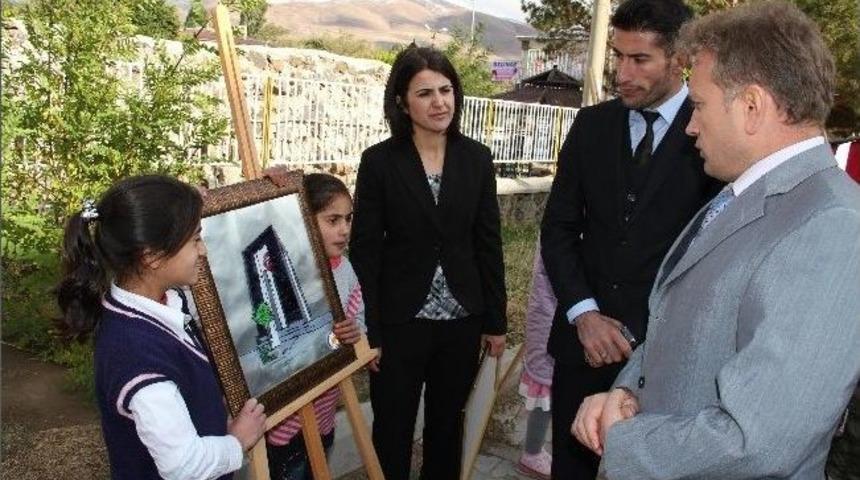 Tegv G&ouml;n&uuml;ll&uuml;lerinden Sergi