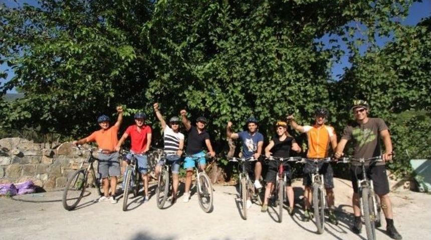 -&ouml;ğrenciler, T&uuml;rk-alman Dostluğuna K&ouml;pr&uuml; Oldu