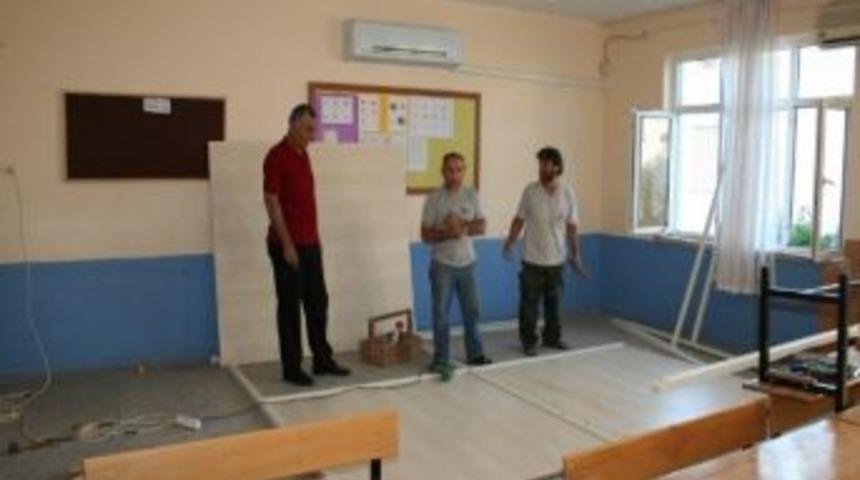 Başkan Ballı Okulları Ziyaret Etti