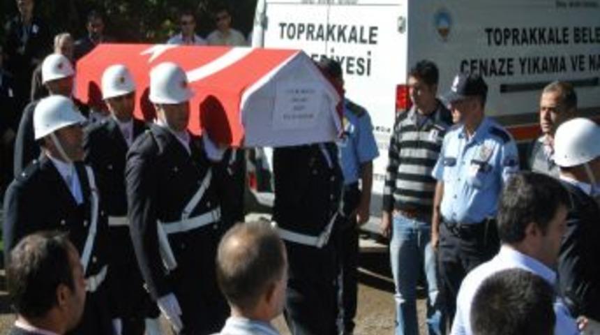 İstanbul'daki Kazada Şehit Olan Polis, Osmaniye'de Toprağa Verildi