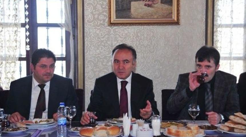 Vali Altıparmak Erzurum Sivil Toplum Platformu İle Bir Araya Geldi