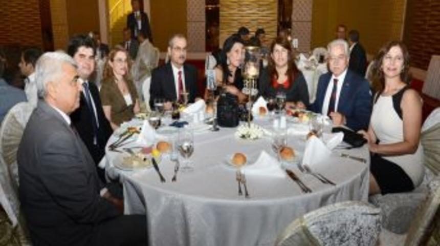 Altın Koza Personeline Teşekk&uuml;r Yemeği