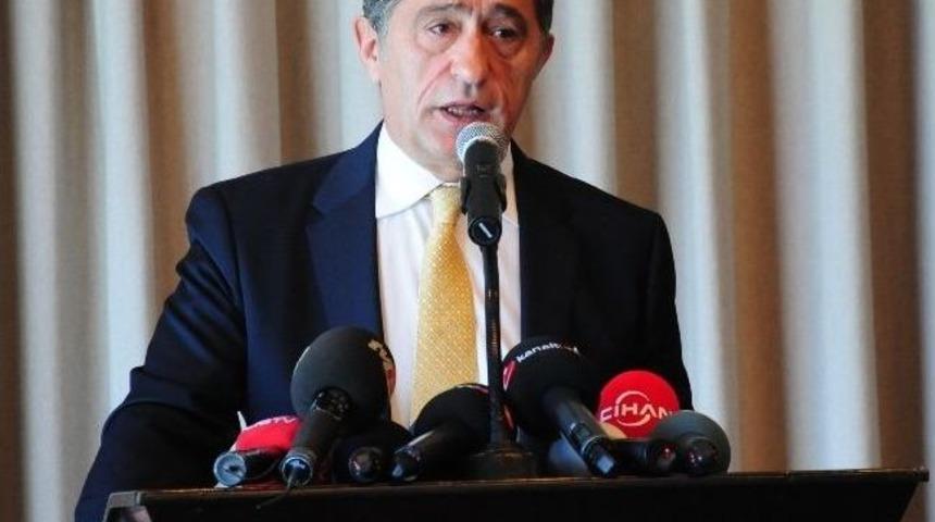 Yamen Uzun, Fenerbah&ccedil;e Başkanlığı'na Adaylığını A&ccedil;ıkladı