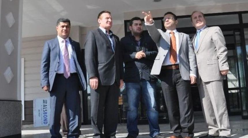 Vali Aksoy, Turizm Fak&uuml;ltesi&rsquo;ni İnceledi