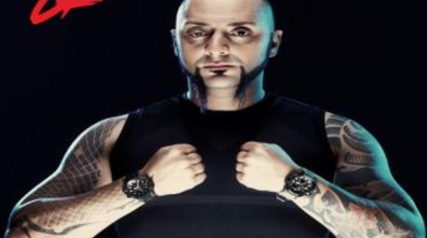 Hayko'dan, Yarışmacılara Casıo G-shock