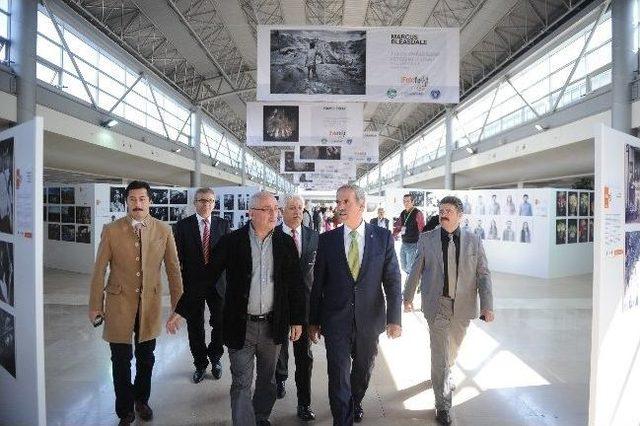 Başkan Altepe Dünyanın En Büyük Fotoğraf Sergisini Gezdi